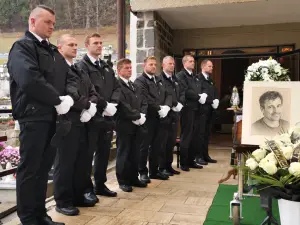 Pohrebné služby 5 - pohrebné služby LAuK